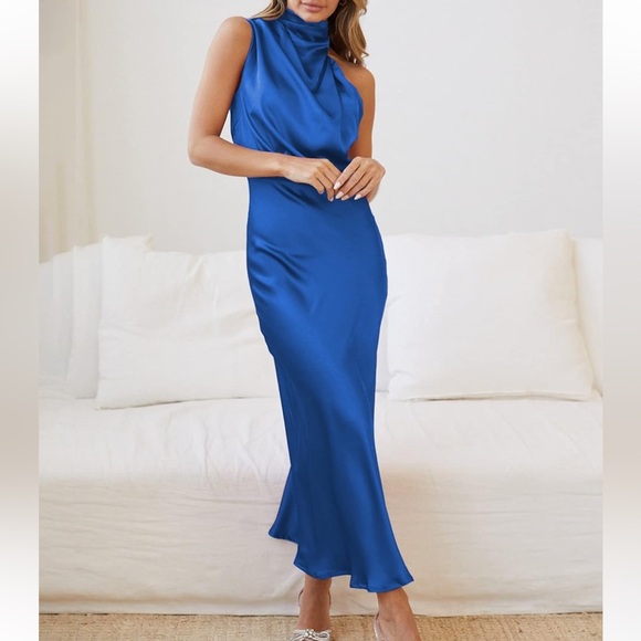 NEW Blue Silk Maxi Dress - Picture 4 of 5